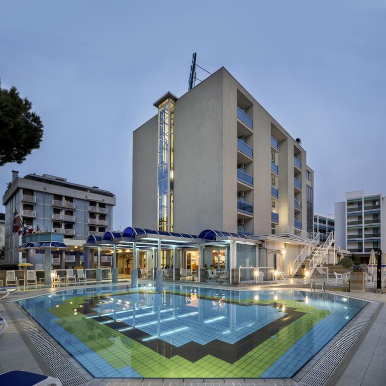 Hotel San Michele Bibione Extérieur photo